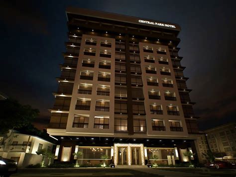 Central Park Tower Resort .